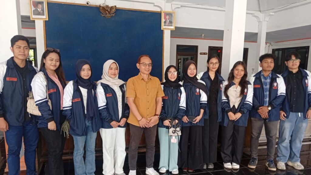 Mahasiswa KKN Universitas Diponegoro Jalankan Program Pengabdian Masyarakat di Desa Kendalsari